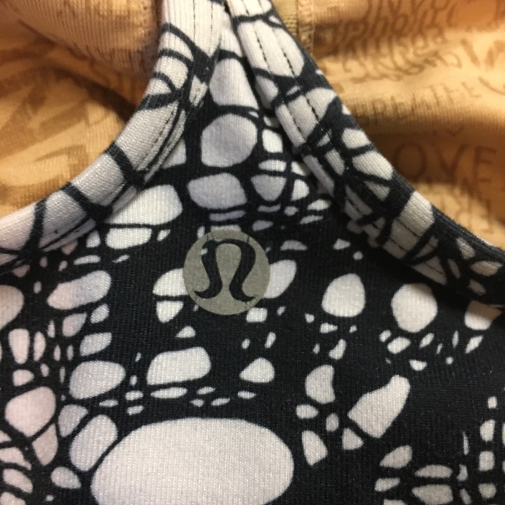 Lululemon Patterned Power Y Tank - Picture 4 of 5